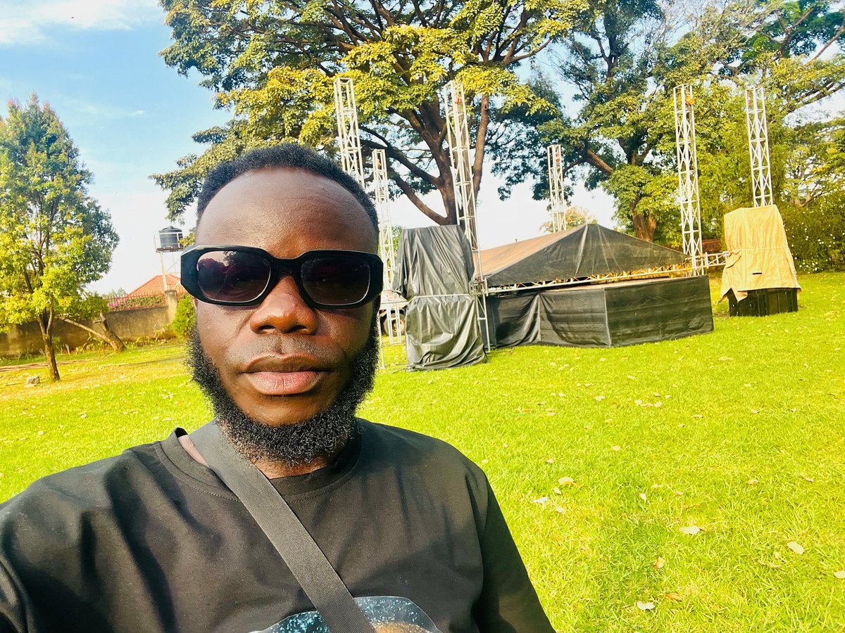 Spraggapromo's tweet photo. #KiddyFace Stage Setting UnderWay…
Don’t Miss Out On The Best Gospel Concert Tomorrow At @AcholiInnHotel Gulu Christmas. Fee 10K General.
• @Spraggapromo
• #GenerationforJesus https://t.co/m4E6PomcMC