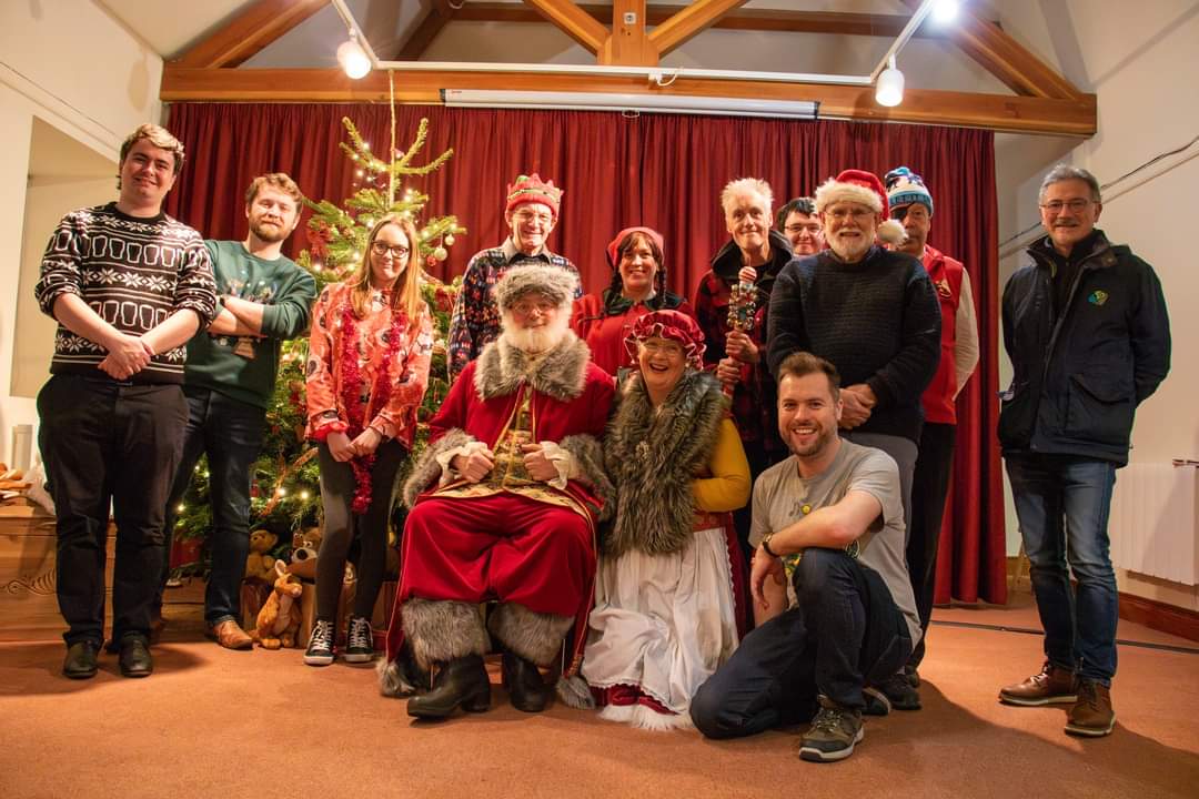 And that's a wrap! A big thanks to everyone who came to see Santa at the Elves' Mess Hall and to those who worked tirelessly after the floods to save Christmas!