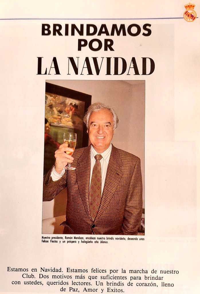 Aunque últimamente este poco x aquí, no quiero dejar de felicitar la Navidad a todos los madridistas y seguidores de esta humilde cuenta. 
#HalaMadrid