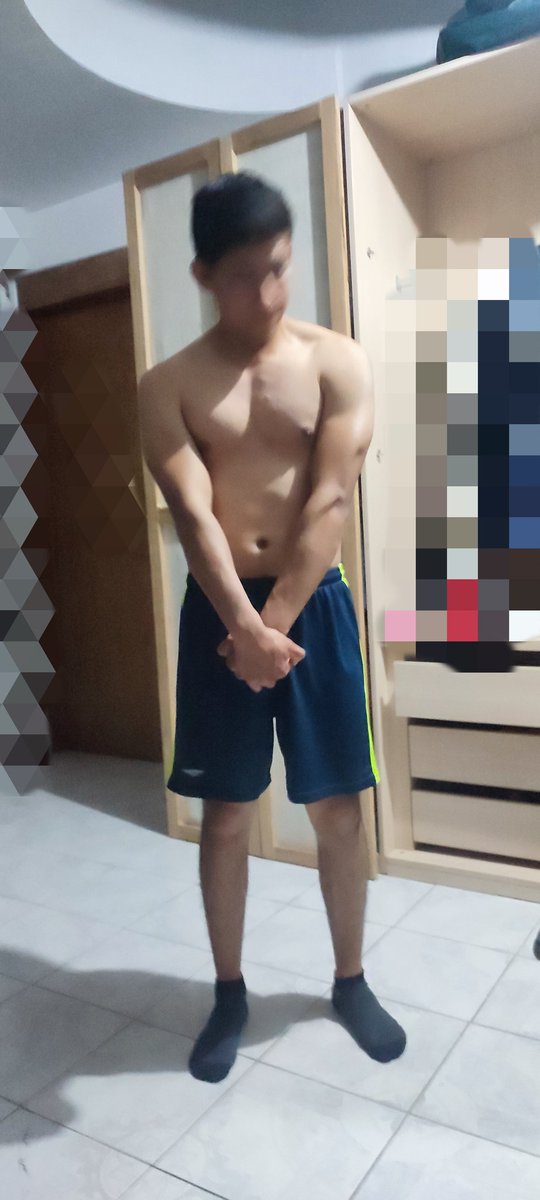 suckertex's tweet photo. Este es mi primo, lo conozco desde siempre, tenemos casi la misma edad,  cuando pisteamos le agarro o chupo la verga, según el "dormido", tengo fotos y prometo tomar videos de cuando algo más pase.

Tenemos mucha confianza y a mi me encanta el morbo. Continúa en comentarios... https://t.co/2bCaBpAlFu