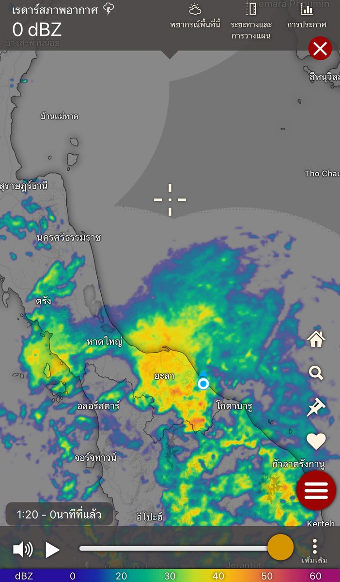 i_NoZz's tweet image. นราธิวาส ปัตตานี ยะลา ฝนตกต่อเนื่องมาหลายวัน 01.20 ล่าสุดน้ำป่าไหลหลาก หมู่บ้านแถวภูเขากำลังรับน้ำที่มาเร็วแบบไม่ทันตั้งตัว , นราฯ ยี่งอ ระแงะ รือเสาะ บาเจาะ และโกลก หลายบ้านท่วมสูงถึงชั้นสองยังไม่สามารถย้ายสมาชิกในบ้าน เด็ก คนป่วย ผ.สูงอายุออกมาได้ #น้ำท่วม