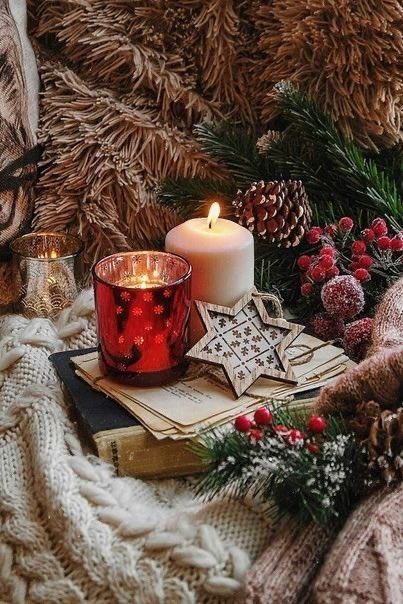 Hyvää yötä ystävät - Good night friends ❤😴🎄 Jollemme jaa jouluna myötätuntoa ja siunausta, ei kaikki Alaskan lumikaan tee joulustamme *valkoista*.