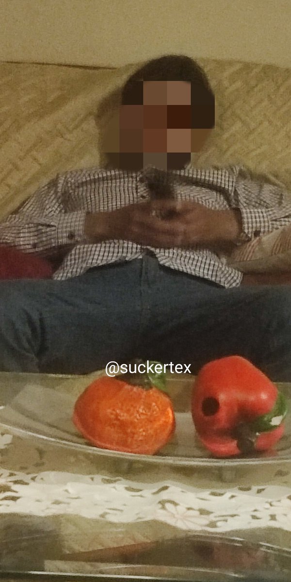 suckertex's tweet photo. Este es mi primo, lo conozco desde siempre, tenemos casi la misma edad,  cuando pisteamos le agarro o chupo la verga, según el "dormido", tengo fotos y prometo tomar videos de cuando algo más pase.

Tenemos mucha confianza y a mi me encanta el morbo. Continúa en comentarios... https://t.co/2bCaBpAlFu