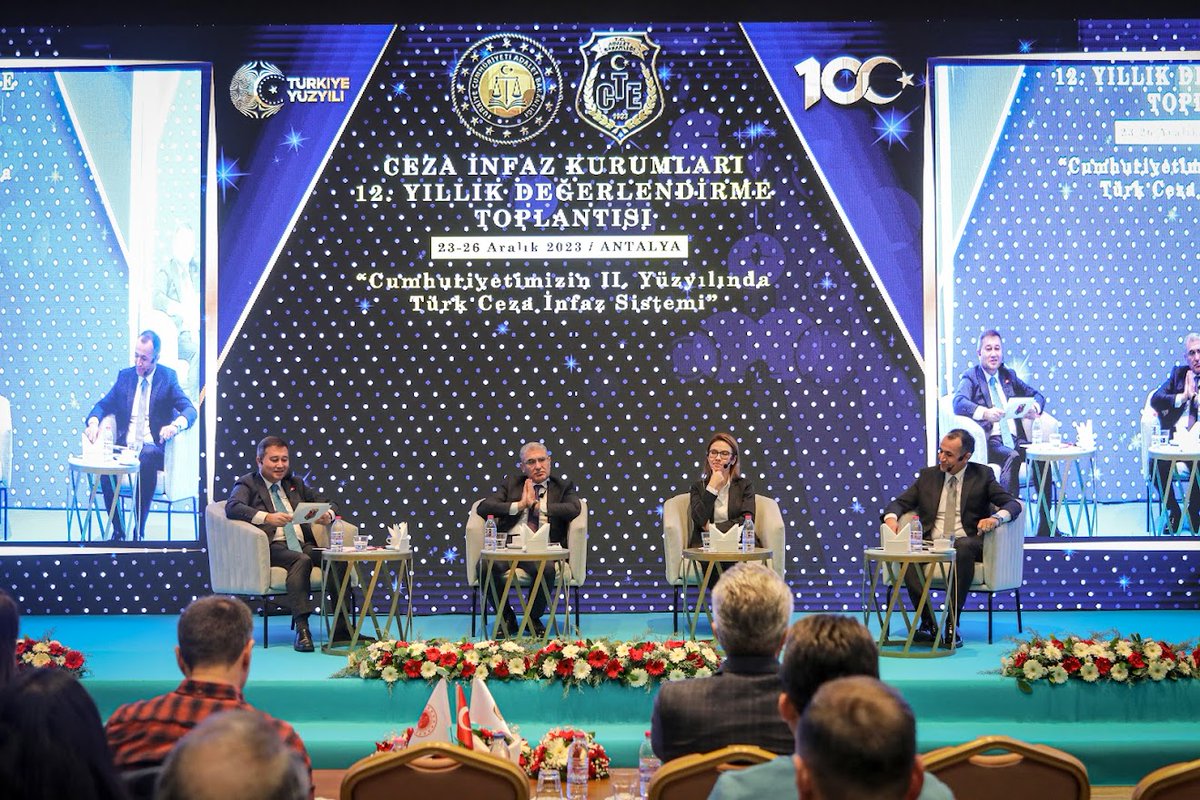 ctekurumsal's tweet photo. Antalya'da devam eden değerlendirme toplantısında, 'Cumhuriyetimizin İkinci Yüzyılında Türk Ceza İnfaz Sistemi' konulu panel düzenlendi.

Genel Müdürümüz @YavuzEnis'in moderatör olduğu panelde, ceza infaz sisteminin geçmişi, bugünü ve geleceği konuşuldu. https://t.co/77DdKBtOTw