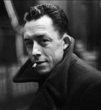 ElArteDeVivir__'s tweet photo. "Aquellos que carecen de coraje siempre encontrarán una filosofía que lo justifique."

- Albert Camus https://t.co/99OJYMxyaS