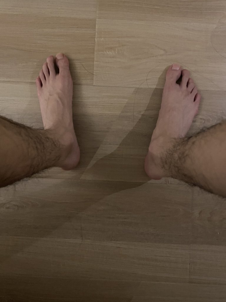 根 本 睡 不 着💤