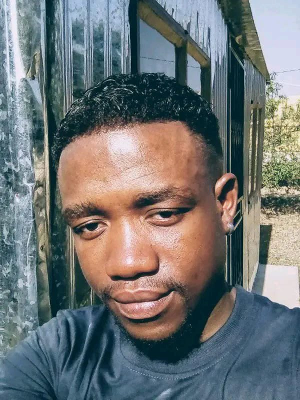 H_Permza's tweet image. Guys Please help find 
Kgothatso Lemogang,was last seen at Morula Sun at a Xmas party.He went missing on the 28th of November wearing white T-shirt and black shorts.Anyone who has any information please contact Conny on this number +27 76 658 2678 
Please repost 🙏🏼#MissingPerson