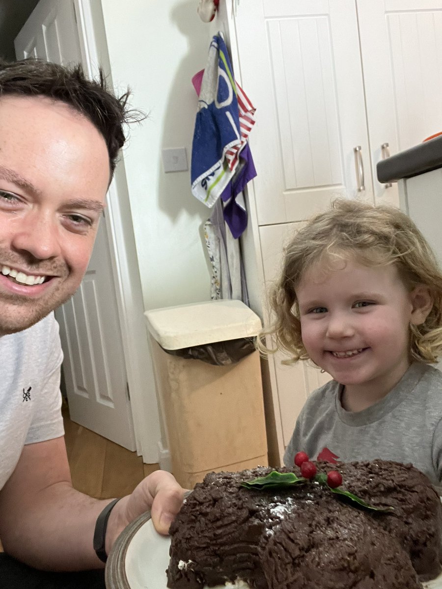 Annual #LuckyChristmas Yule Log made with first time little helper in the form of niece. Also starring role for the kitchen bin which is horrifyingly older than me
