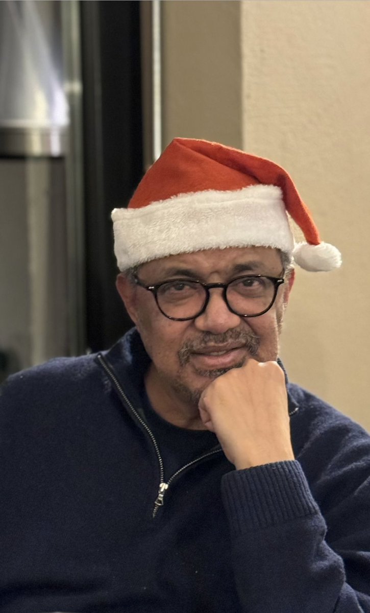 To all friends near and far who are celebrating Christmas Eve tonight —may the spirit of the season fill your homes with health, joy and love, and your hearts with peace. #MerryChristmas