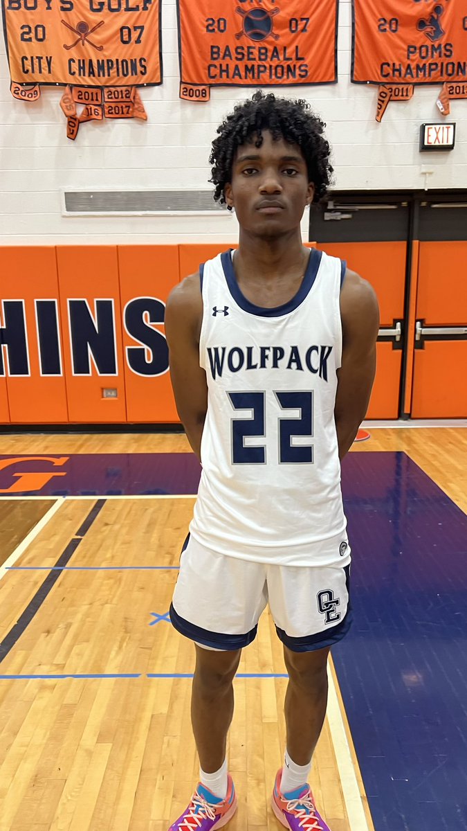 Coach Treal Holland II (@coachtreal2) on Twitter photo CT POTG 📓: 2024 Oswego East - Jehvion Starwood <a href="/JehvionS/">jehvion starwood.</a> (Wyoming Commit) 6’4 Guard was dynamic all game scoring a game high 23pts in the win. Athleticism is off the charts but looked more comfortable going to his right & handle the basketball as the lead guard during the game CT POTG 📓: 2024 Oswego East - Jehvion Starwood <a href="/JehvionS/">jehvion starwood.</a> (Wyoming Commit) 6’4 Guard was dynamic all game scoring a game high 23pts in the win. Athleticism is off the charts but looked more comfortable going to his right & handle the basketball as the lead guard during the game