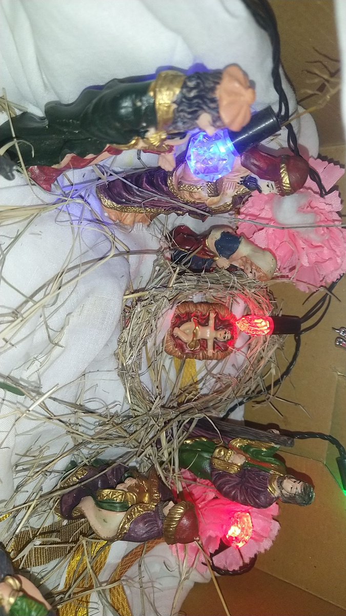 Nichola96861473's tweet photo. Merry Christmas all my friends and family members 💗 https://t.co/LpwqkDgAVA