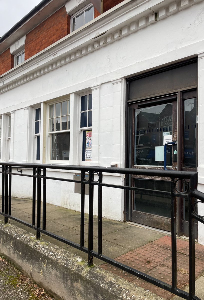 StealthOfHot's tweet photo. My local branch of #barcalys bank has shut down. These dinosaurs can’t evolve beyond transactions from an outdated internet system and banking system. 👀With #Babb L1 blockchain every transaction is its own ledger evolution is here 👀 #bax $bax #btc #eth #kas #bnb https://t.co/Z3uckekfSC