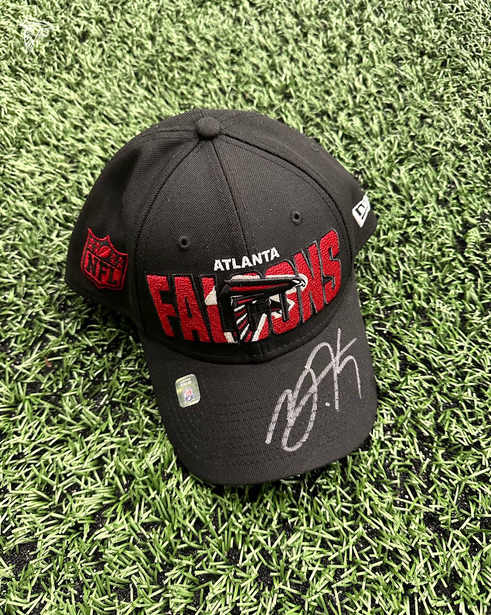 AtlantaFalcons's tweet image. Koo puts us ahead 10-7

RT for a chance to win this signed @YounghoeKoo hat ‼️

#ProBowlVote