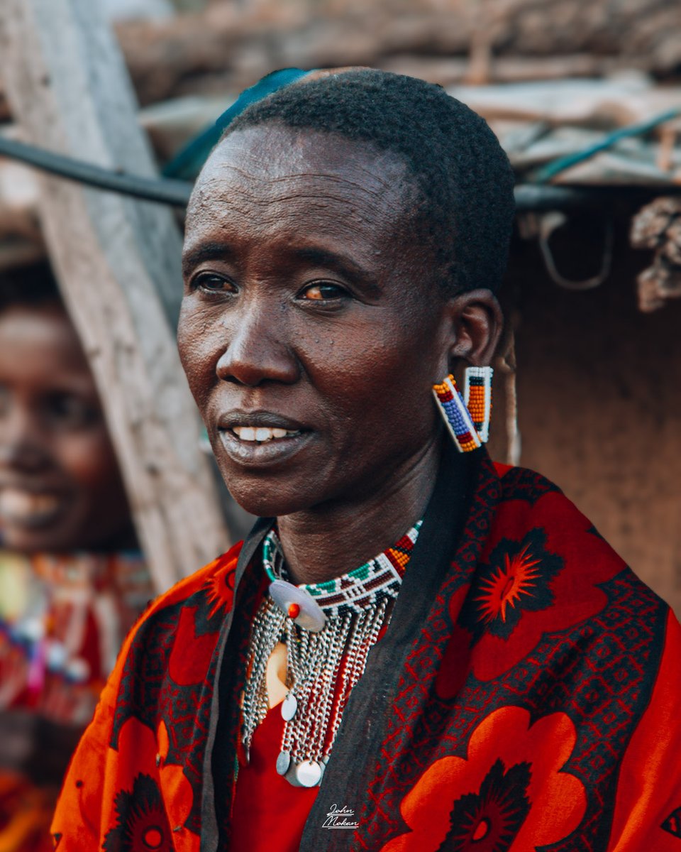 Day 24 Massai Woman Embracing the vibrant spirit of the Maasai Mara - a celebration of culture, strength, and timeless beauty. 🌍✨ #MaasaiMaraMagic #CultureAndGrace #CelebrateAfrica