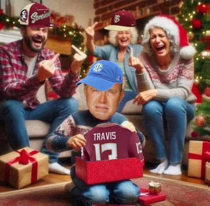 wonderwoman_850's tweet photo. Merry Christmas🎄 .@KirkHerbstreit https://t.co/ELZ9erxmyh