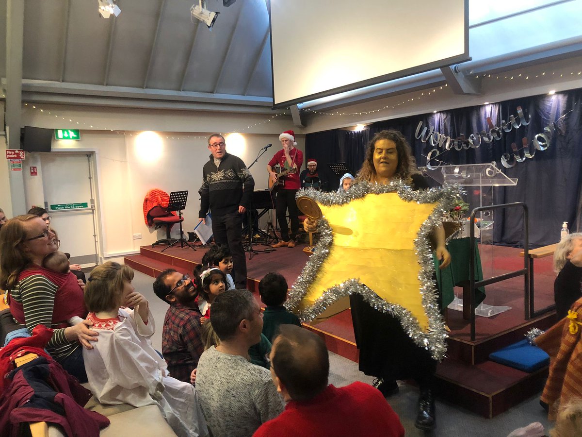 StLukesGamston's tweet photo. A privilege to welcome so many people through the doors to our Christingles. Such a good way to share that special message that God comes for all of us. He really is the star of the show! @diocswellnott https://t.co/mqUKuZdD6o