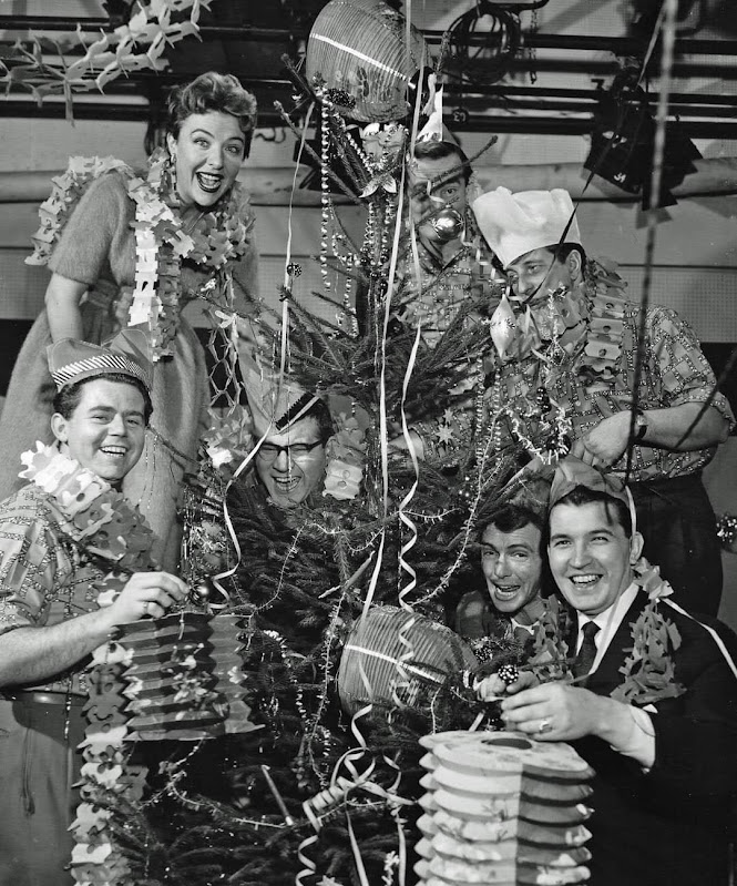 ATVNetworkLTD's tweet photo. Merry Christmas from Lunch Box #Nolly #RegWatson #JerryAllen #Birmingham https://t.co/ymbrbHM01D