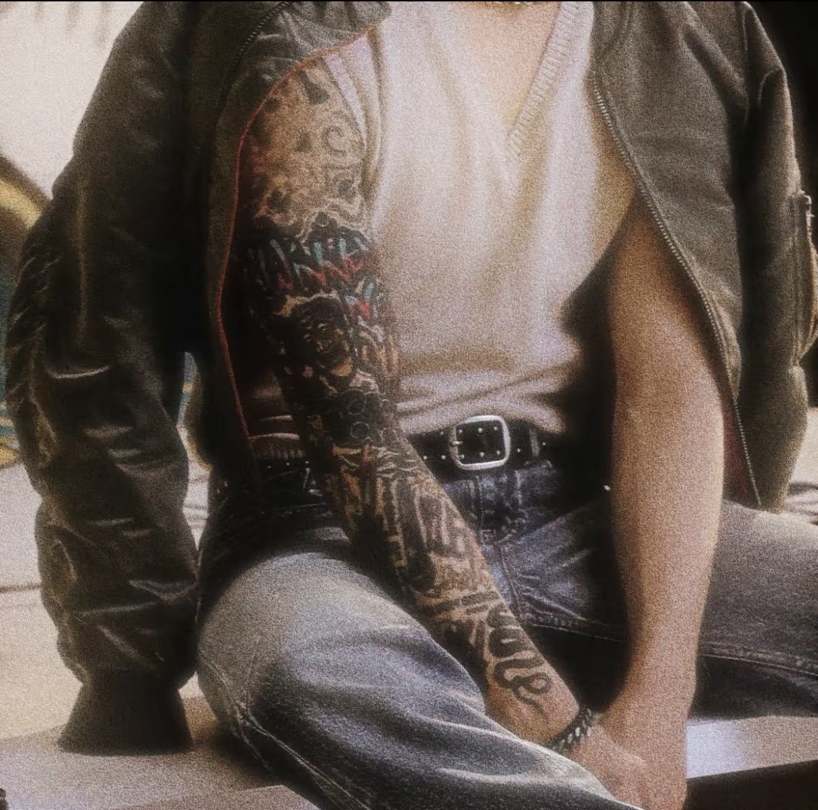 정국 ☆ (@_jeonlver97_01_) on Twitter photo 