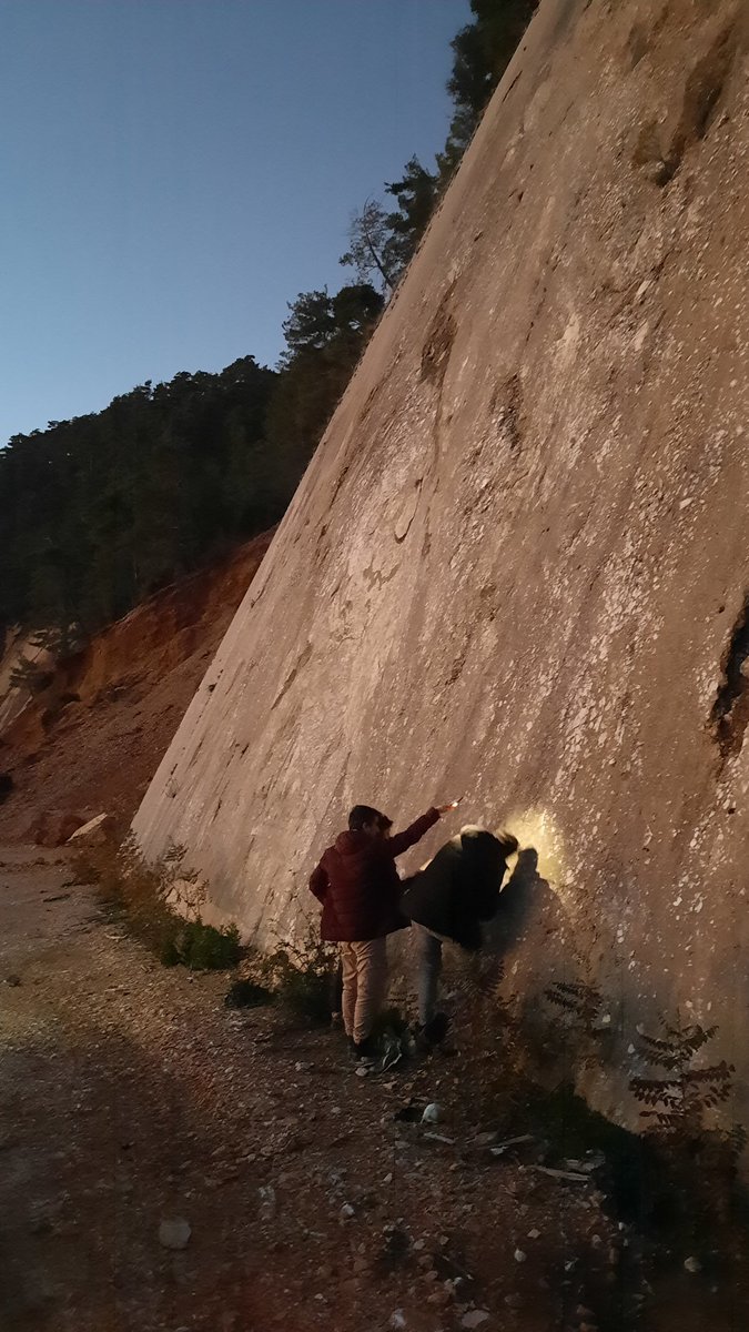 ersenma (@ersenma) on Twitter photo Fayı bulamadık 😀
#kamag1007 #psismotürk #psismo #fault #normalfault #msku #geology
#paleoseismology #Mugla
@muglajeoloji <a href="/tubitakmam/">TÜBİTAK MAM</a> Fayı bulamadık 😀
#kamag1007 #psismotürk #psismo #fault #normalfault #msku #geology
#paleoseismology #Mugla
@muglajeoloji <a href="/tubitakmam/">TÜBİTAK MAM</a>