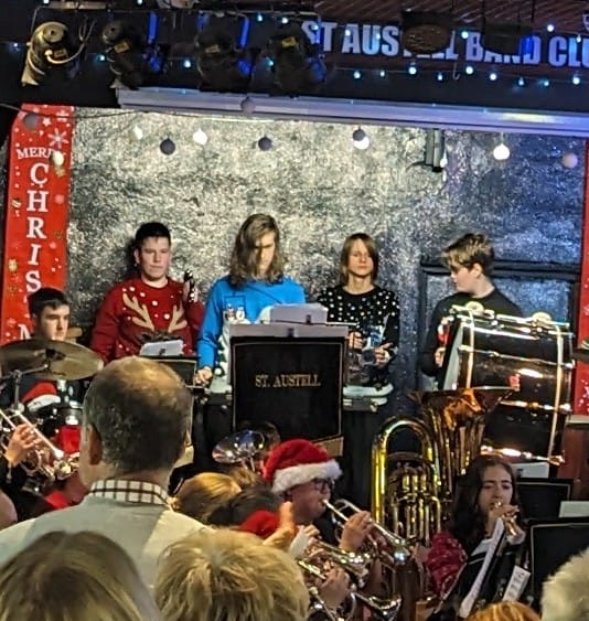 Merry Christmas from all at St Austell Youth Band. 🎄🎁