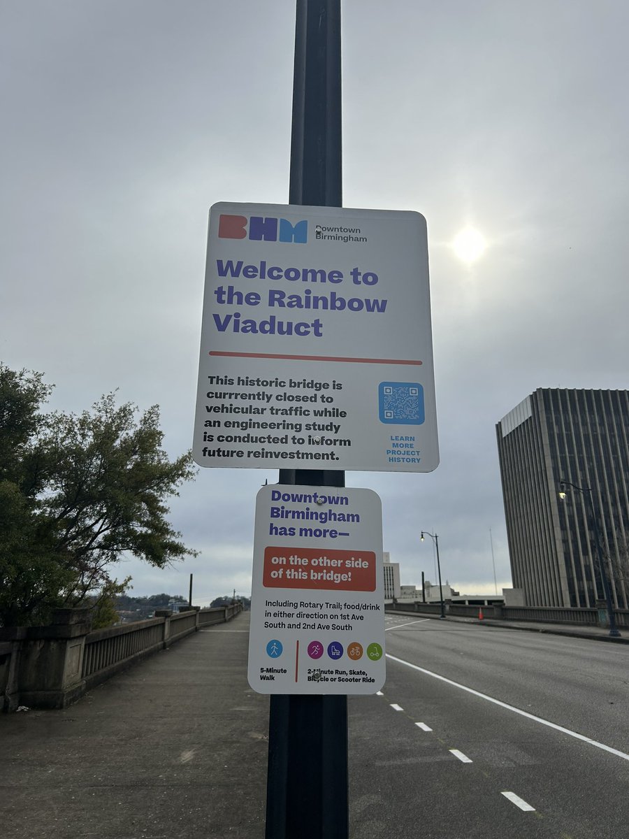 This bridge in Birmingham, AL is closed to cars due to structural issues…it’s now become a car-free bridge/park with some of the best views in the city. <a href="/REVbham/">REV Birmingham</a> <a href="/cityofbhamal/">City of Birmingham</a>