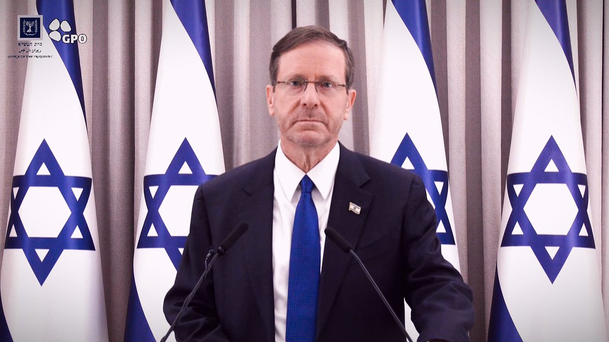 BREAKING:

⚡ 🇮🇱 Israeli President Herzog: 

"The enemy celebrates when we are divided, I demand from the leadership to hold back with the campaigns" 

*Political and social instability is occurring in Israel after heavy losses in Gaza.  Israel has already announced hundreds of