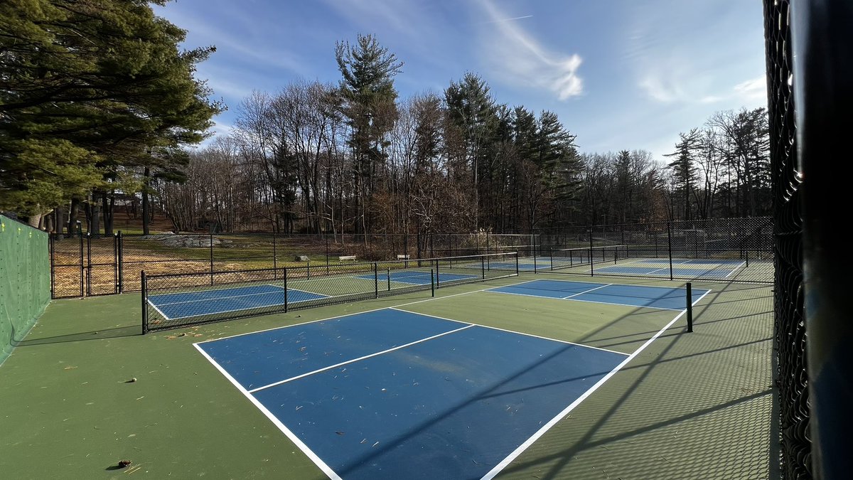 fleekskill's tweet image. For all the coverage of the new mini-pitch soccer fields at Depew Park – hadn’t seen any pics of the new pickleball courts.

I checked them out a couple weeks ago - seemed ready for nets come springtime! #peekskill