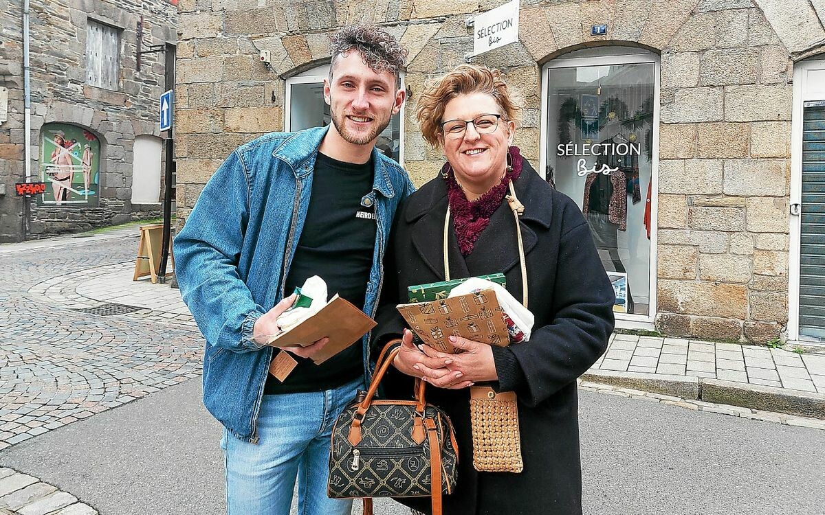 À Lannion, derniers cadeaux avant d’aller réveillonner ! ➡️ go.letelegramme.fr/wYgk