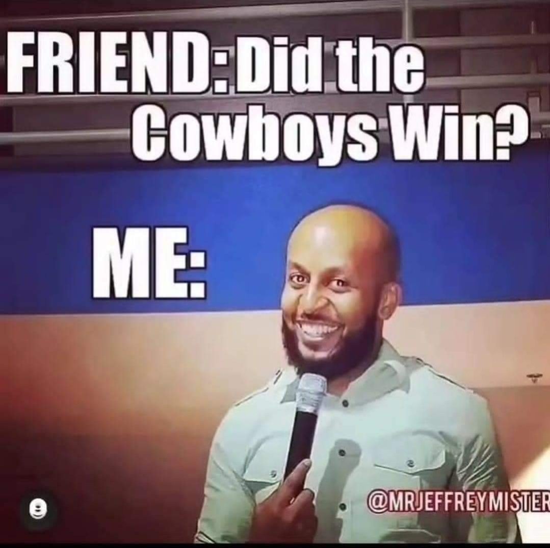 My friend was baking DOLPHIN 🐬  for Christmas dinner and missed it. Help? 😁
_____
#cowboys #dolphins #wedemboys