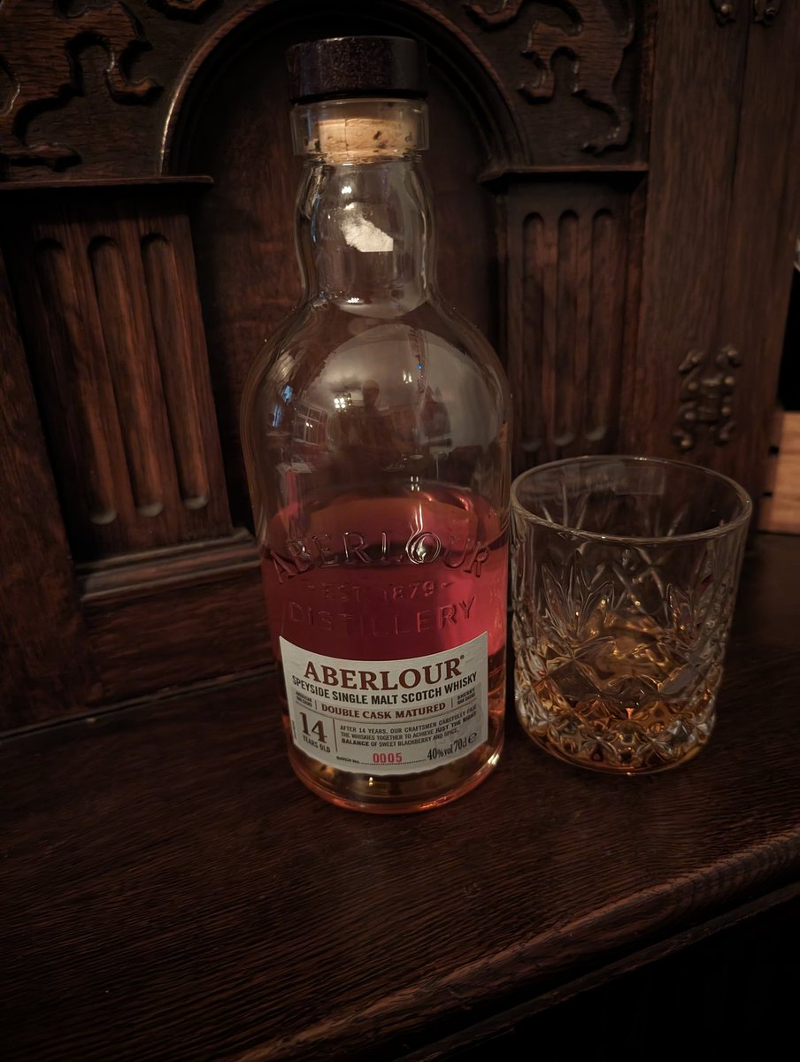bluefin040's tweet photo. One more to go #ClergyMaltClub#ClergyMaltClub https://t.co/wJz297jWYg