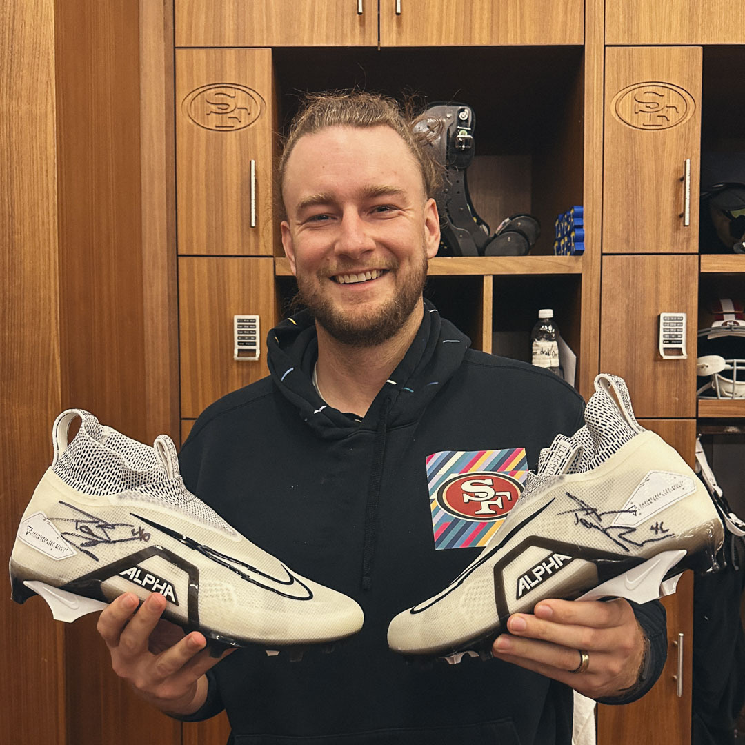 San Francisco 49ers (@49ers) on Twitter photo RT for a chance to win signed cleats from <a href="/TayborSnapping/">Taybor Pepper</a>!
#ProBowlVote
No purchase necessary. Official rules: 49rs.co/3RSEUEP RT for a chance to win signed cleats from <a href="/TayborSnapping/">Taybor Pepper</a>!
#ProBowlVote
No purchase necessary. Official rules: 49rs.co/3RSEUEP