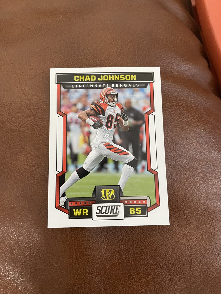 BeeLakeH's tweet image. My son opens his stocking and came across this bad boy @ochocinco  … I told him this guy’s footwork / route running was illegal in all 50 states … #Bengals #Ocho #ChildPlease #KissDaBaby