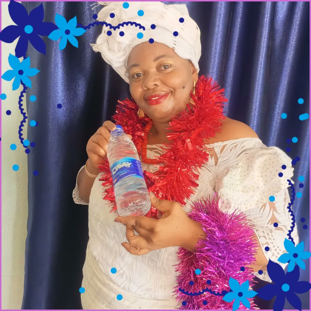 danny_ify's tweet photo. @cwaytablewater From Sunrise to Sunset.....I only rely on CWAY WATER......my TO GO.....Companion ❤😘😘😘

Merry Christmas Everyone...... Remember to eat healthy and drink healthy👊

@cwaytablewaterng
#MyCwayXmas
#CwayCelebrations
#ChristmasWishComeTrue https://t.co/rHh4p8buJ6