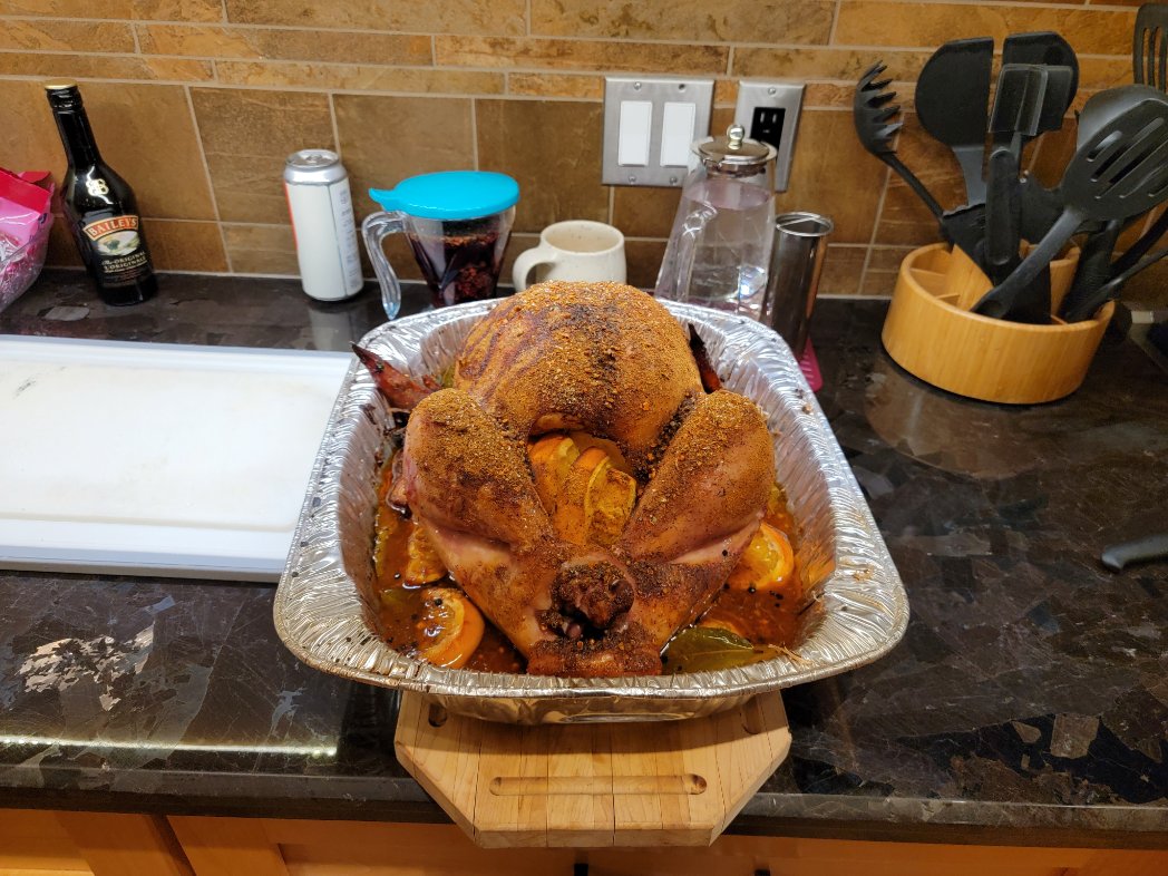 Shawridgefarm's tweet photo. Well I didn't Griswold the Christmas Turkey. #Moistness https://t.co/5upabr4DCY
