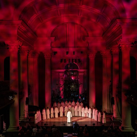 We've received some very generous year-end donations in the last couple of days! If this keeps up you'll bring the next tour even closer!

#libera #boyschoir #yearend #donations #charity #bringliberaback uslibera.org