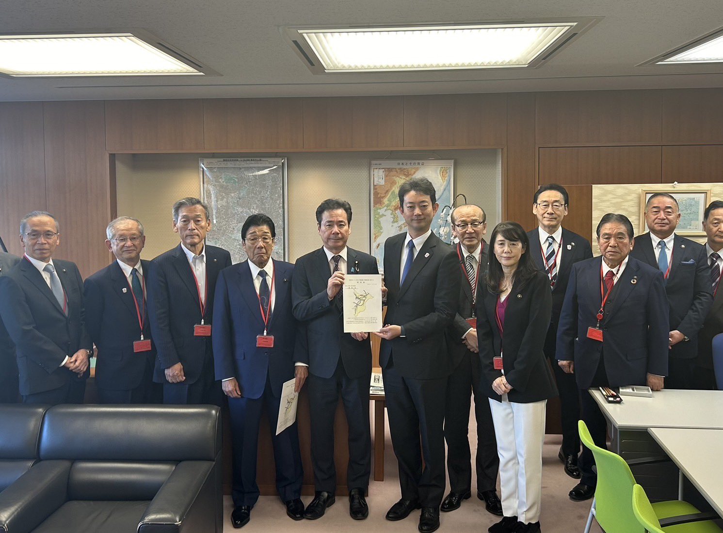 J07-030 北海道財務会計関係法令便覧 昭和47年版 書き込み複数