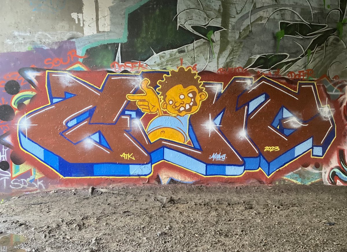 Mike Giant tweet media