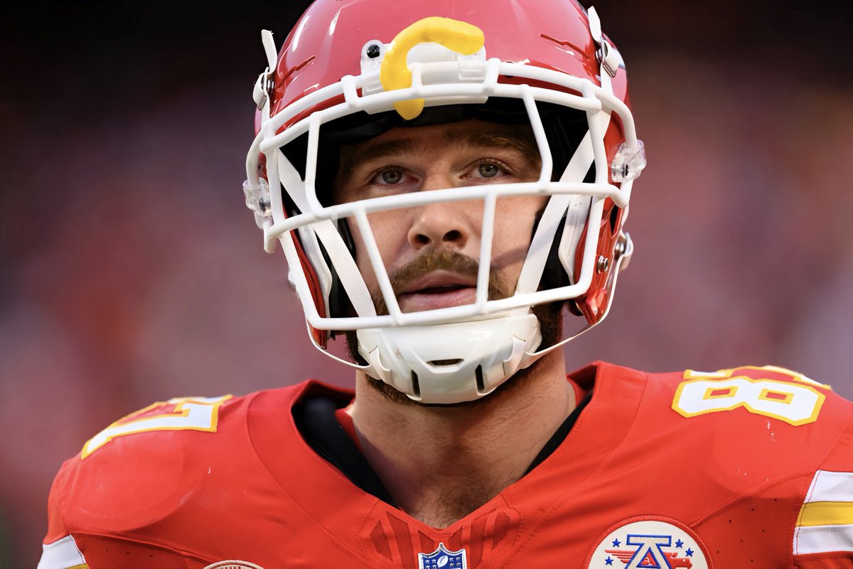 AphiedR4256's tweet photo. #ProBowlVote+ Travis Kelce https://t.co/SKeHAwEj4S