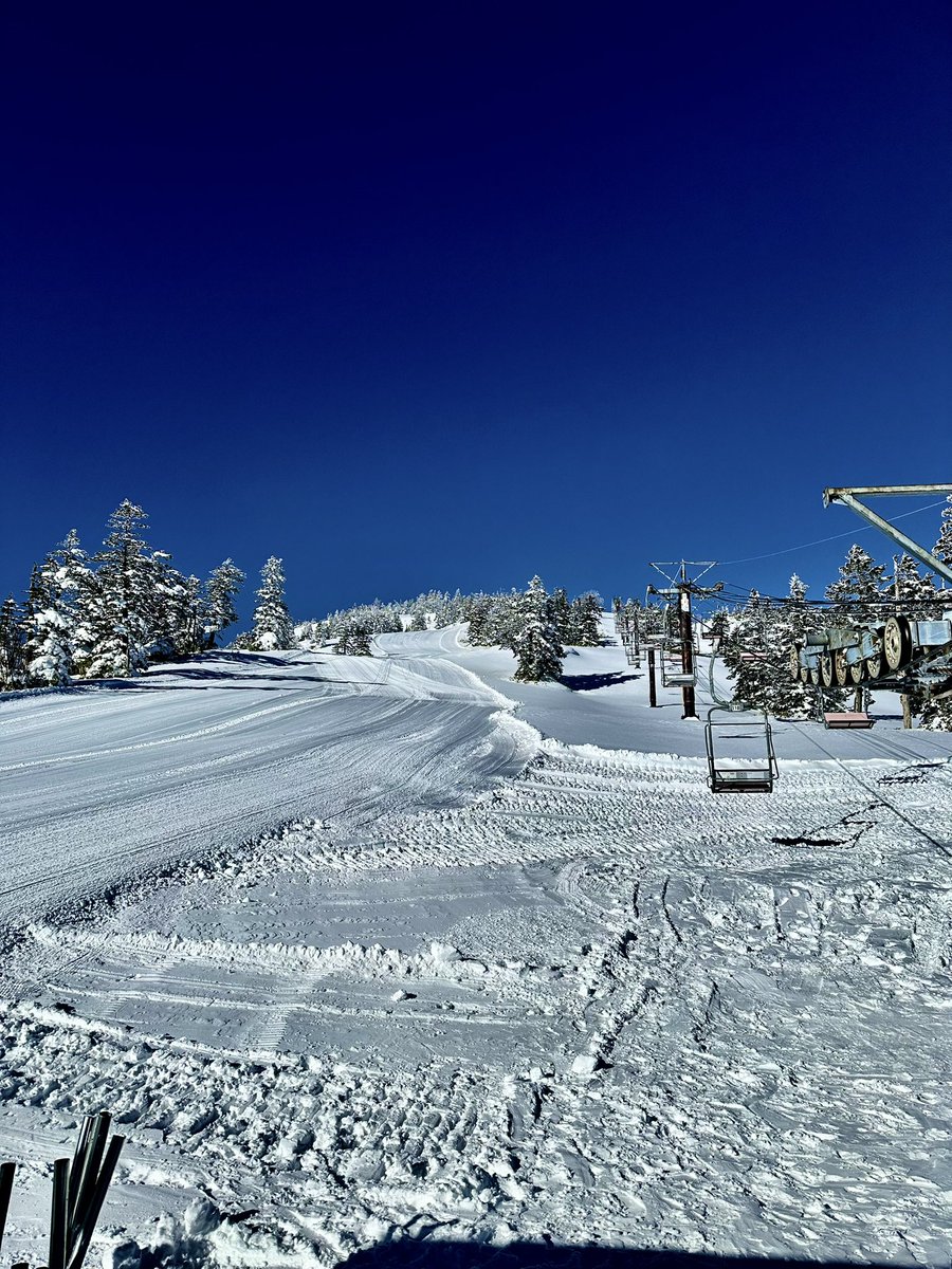渋峠もオープンに向けて着々と準備が進んでおります☺️