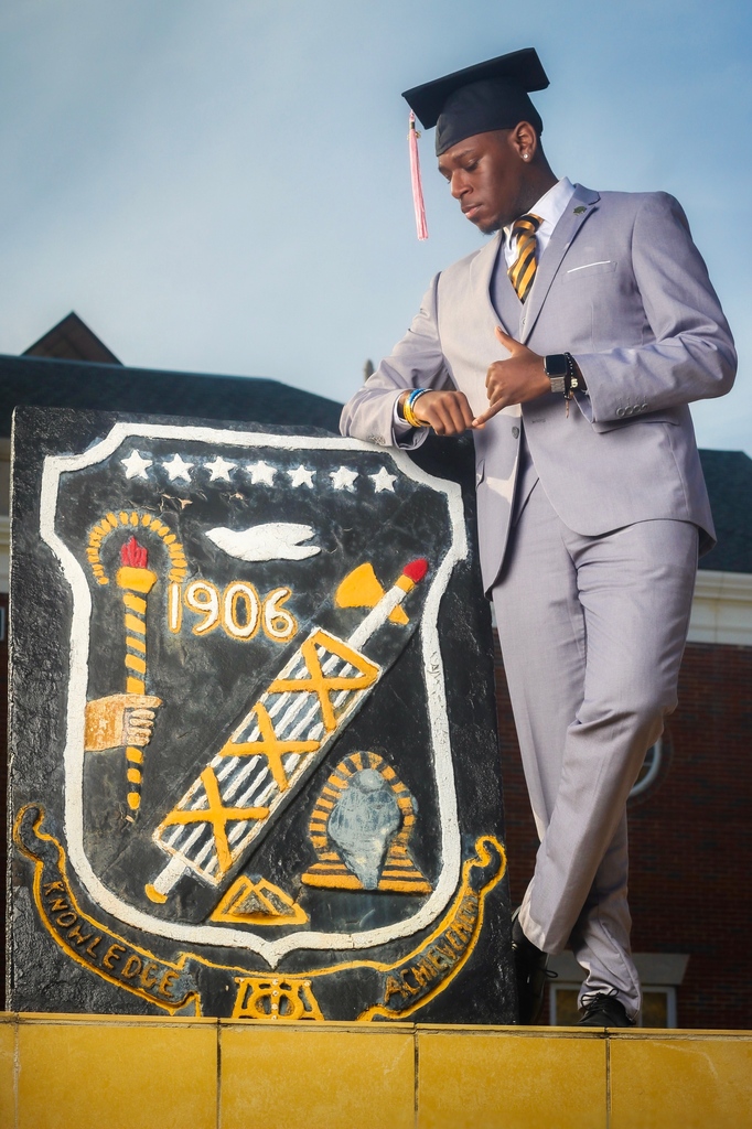 apa1906NETwork's tweet photo. Congratulations to these Fall 2023 Alpha Graduates!
-

Brother LaBoris D. Perry

Brother Heber David Figueroa 

Brother Grant Holley

-
#APA1906Network #MenOfDistinction #WeShallTranscendAll #ServantsOfAll #MostOfAllWeGraduate https://t.co/l1xSLrLOWw