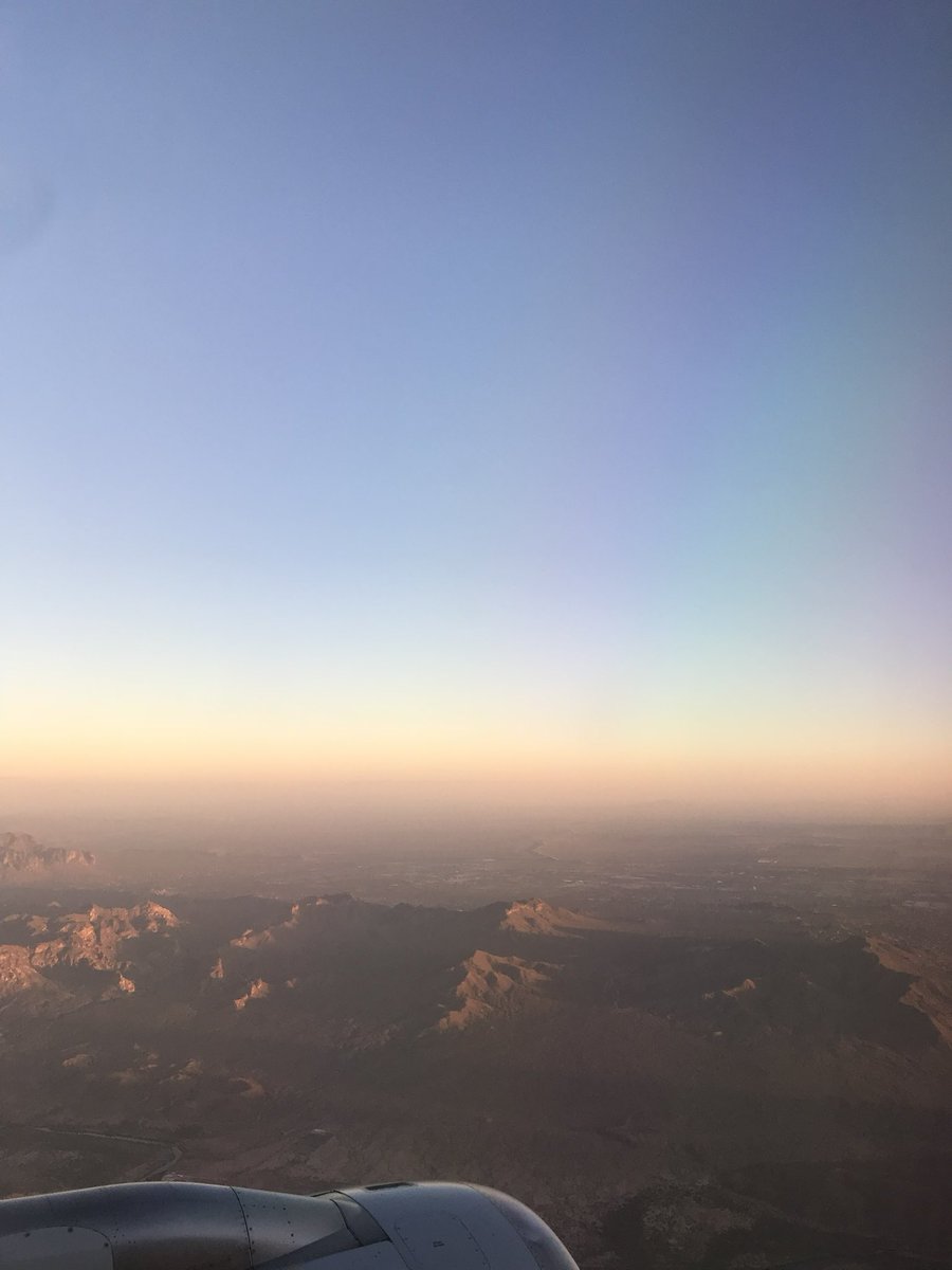 Dallas - San Diego, flying over Arizona desert