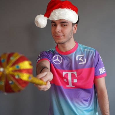 iKaoss11's tweet photo. Todos pónganse a su santa iKaoss de perfil 🥺❤️ https://t.co/6JhYoqGhai