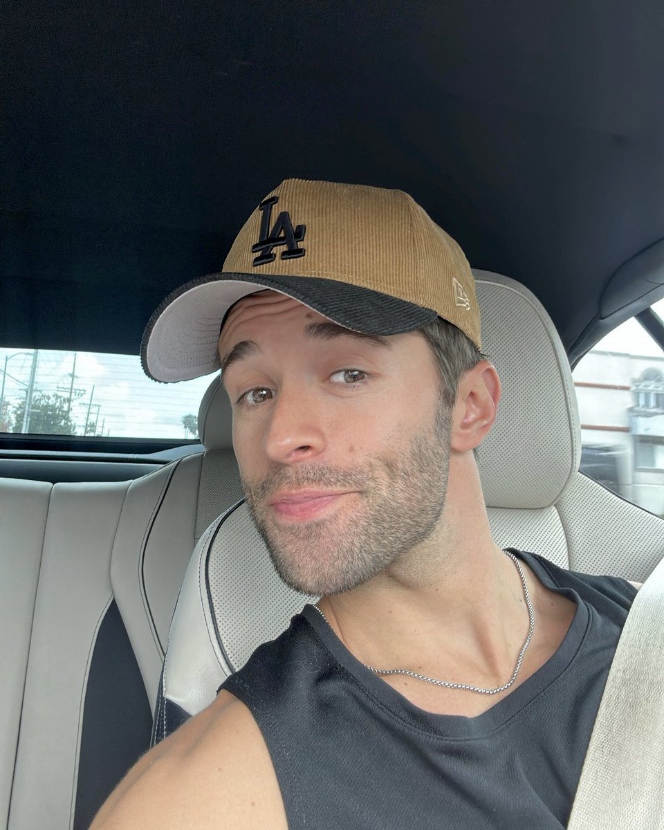 jakemiller's tweet image. Happy Holidays from ya boy 💙