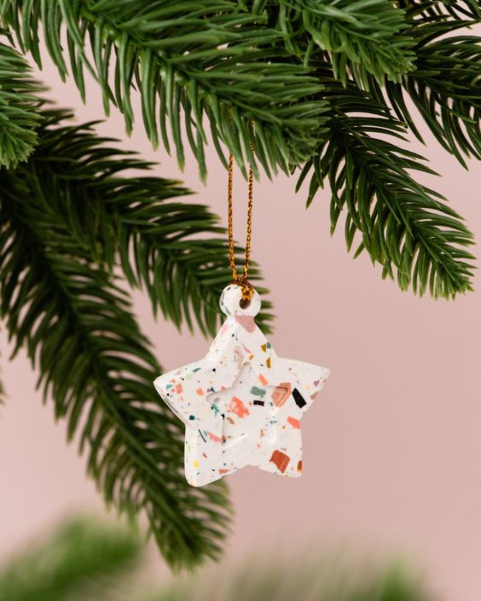 ModernTerrazzo's tweet photo. 🎄 Wishing you a season filled with joy, laughter, and unforgettable moments. 🎁

Merry Christmas!

#ModernTerrazzo #TerrazzoLove #InteriorDesignInspo #TerrazzoFlooring https://t.co/RRfwW5cFxu