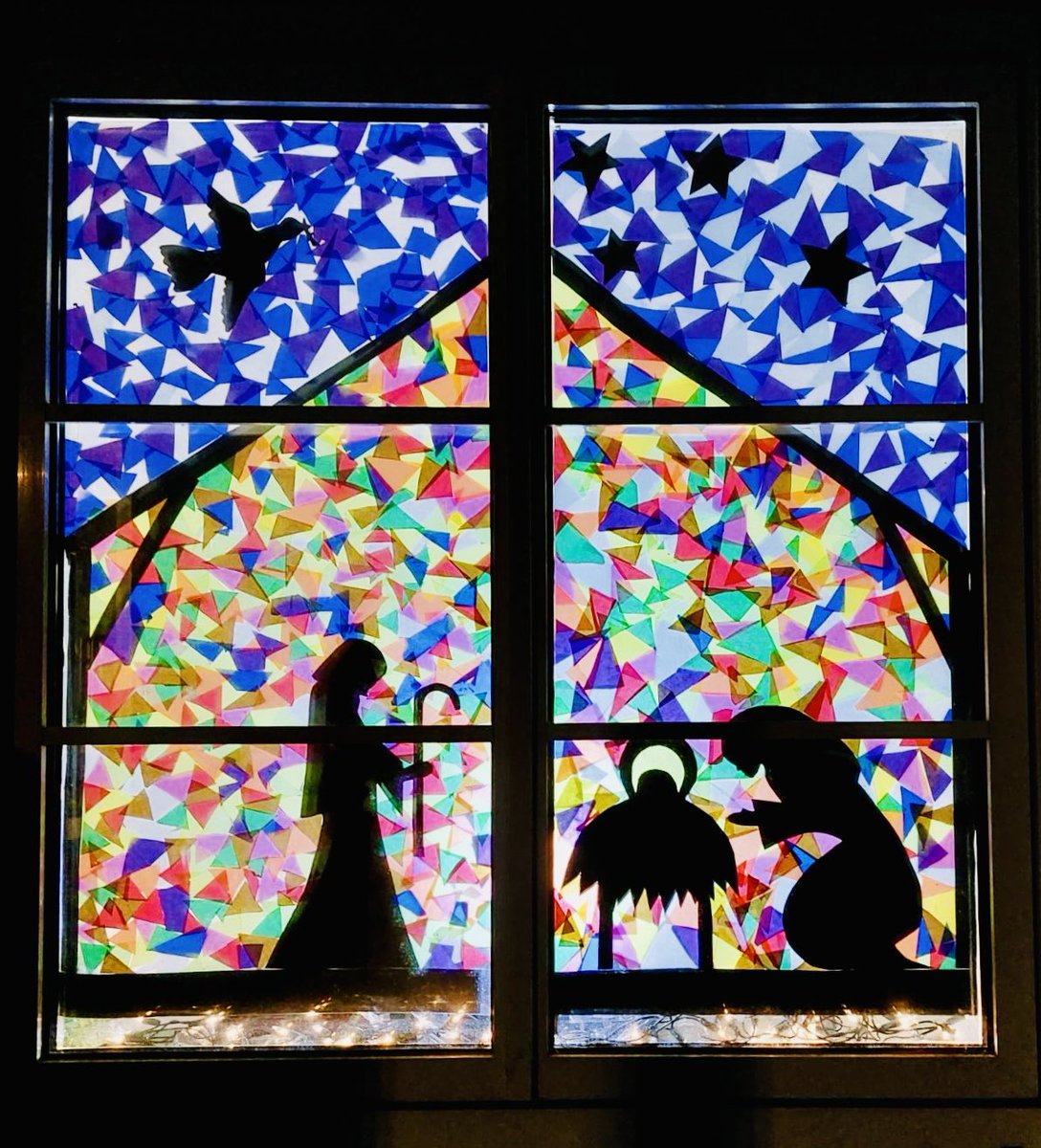 glaubeweiter's tweet photo. „FÜRCHTET EUCH NICHT! Siehe, ich verkündige euch große Freude, die allem Volk widerfahren wird;
denn euch ist heute der Heiland geboren!“Lk2
Frohe #Weihnachten !
Merry #Christmas !
Joyeux #Noël !
Buon #Natale !
¡Feliz #navidad !
Hyvää #joulua !
God #jul !
Rõõmsaid #jõule ! https://t.co/GCz5WlYmsX