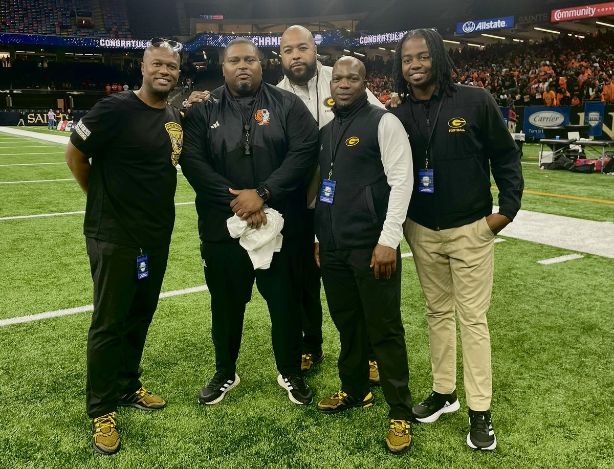 RecruitLouisian's tweet photo. Louisiana Sports Writers Association Announces Class 4A All State Team
Check Them Out Here-> https://t.co/3HCow5ie3c
OUTSTANDING OFFENSIVE PLAYER: JU’JUAN JOHNSON, LAFAYETTE CHRISTIAN
OUTSTANDING DEFENSIVE PLAYER: GABRIEL RELIFORD, EVANGEL CHRISTIAN
COACH OF THE YEAR: JIMMY ZACHERY, OPELOUSAS