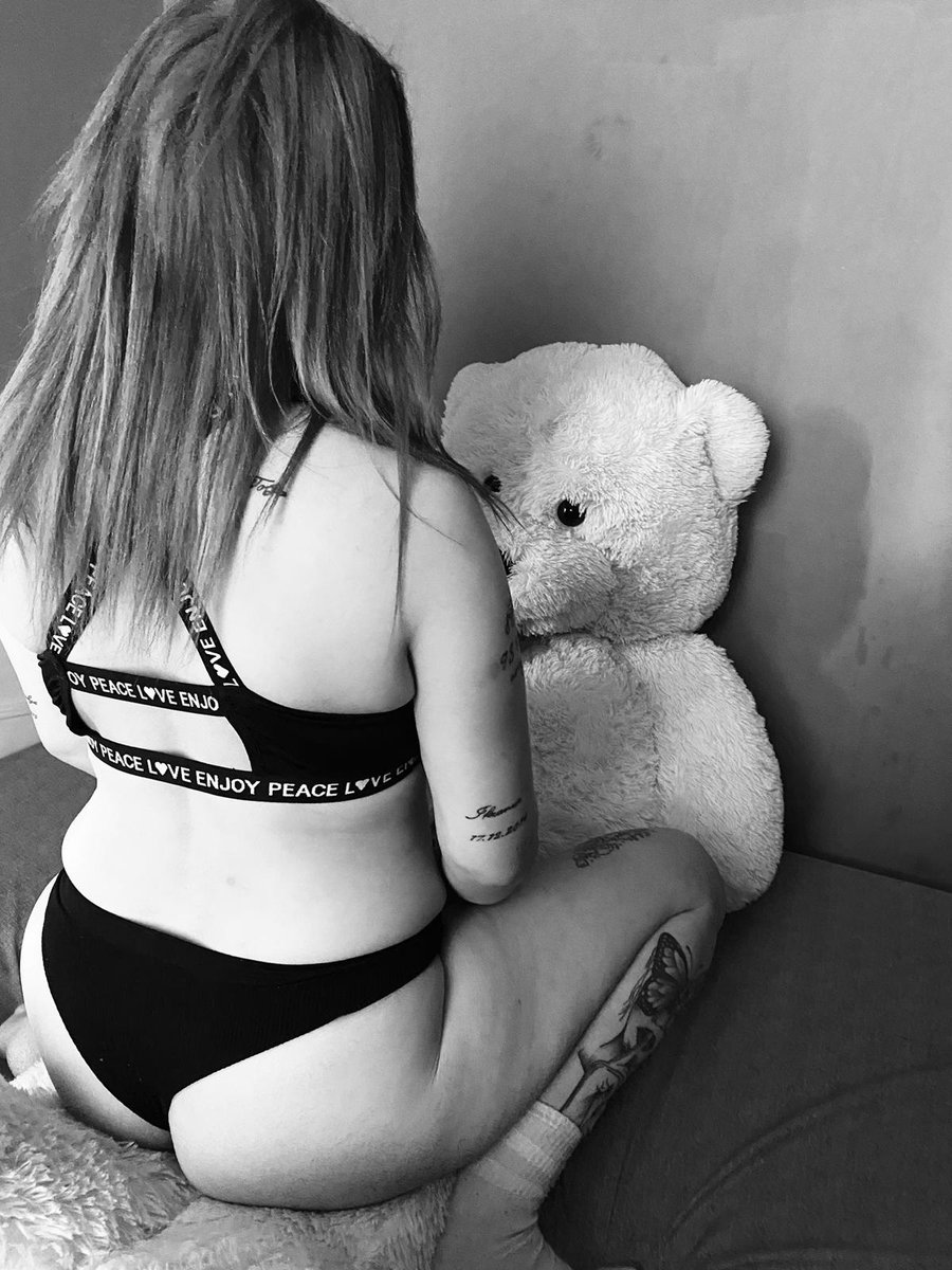 Görüşmek isteyen beyler watsap üzerinden ulaşabilir 
(0537 467 65 76)