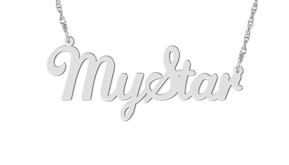 “To My Heart and My Star, I love you more than I can say. Merry Christmas.” he wrote and put the wrapped boxes under @SarahTheStarC’s Christmas tree.