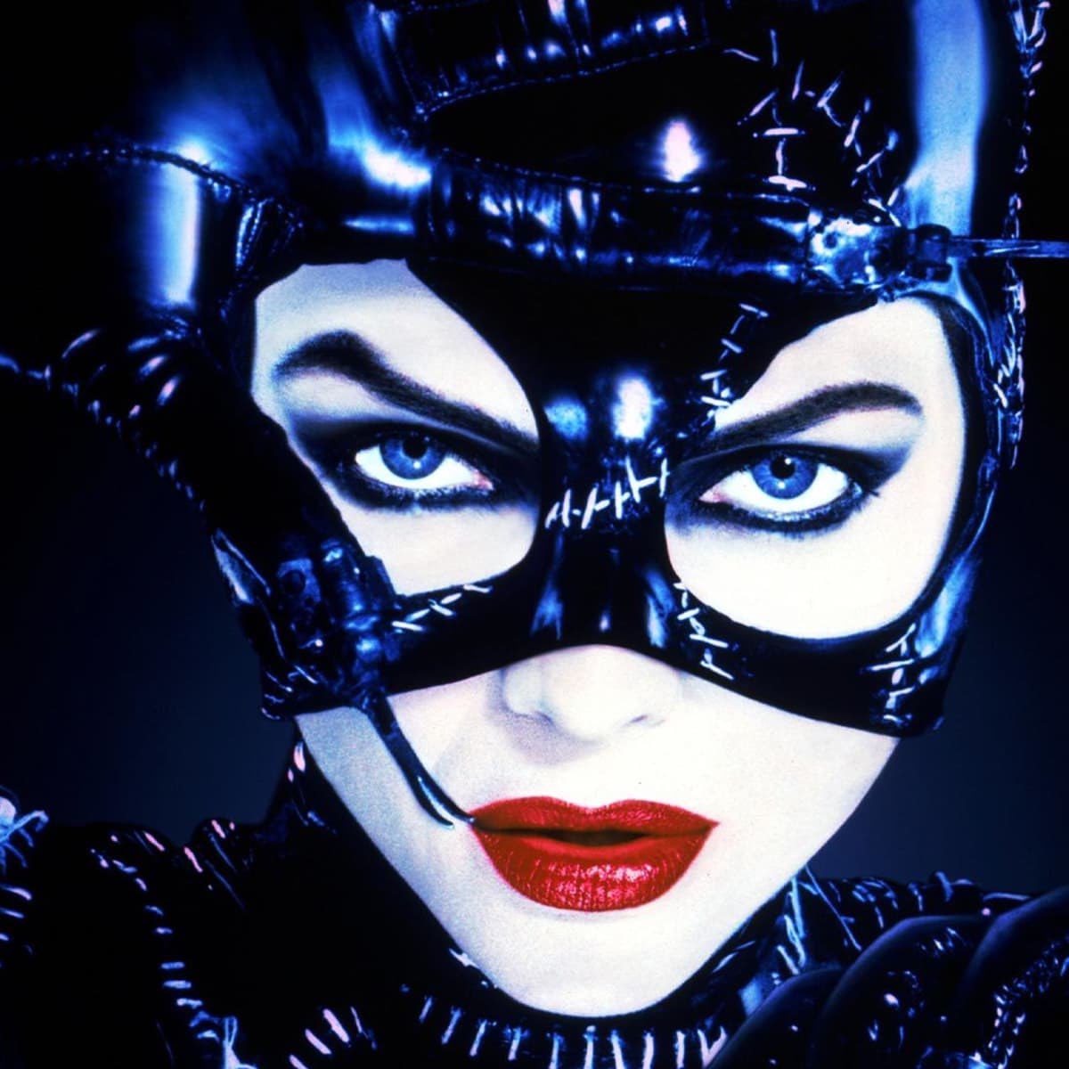 NatBrehmer's tweet image. Merry BATMAN RETURNS Eve