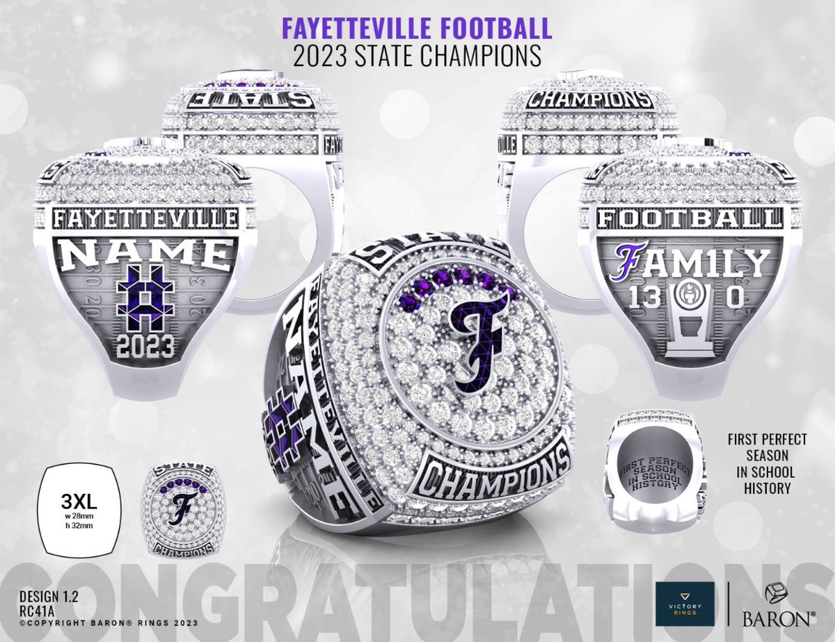 Merry Christmas <a href="/FayBulldogsFB/">Fayetteville FBall</a>! Happy 💍 Szn, you earned it. 
#FAM1LY